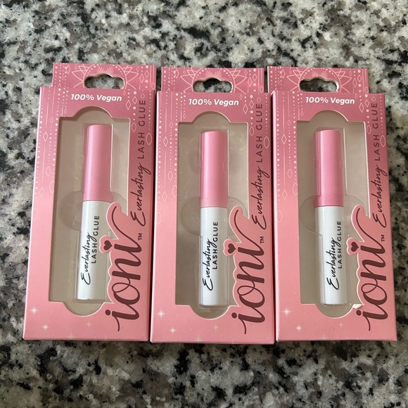 Ioni Makeup Ioni Everlasting Vegan Lash Glue Pink Box Fast Drying